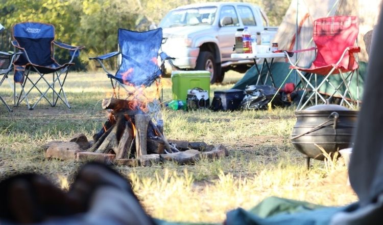 oskrivna regler camping